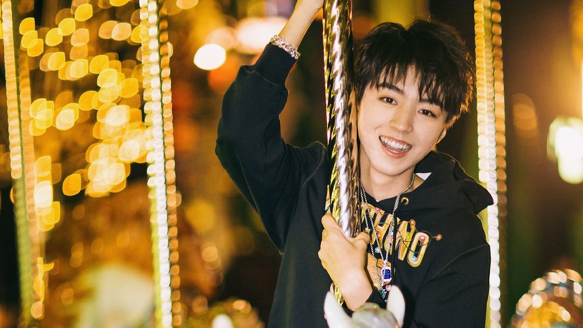 【限时投球规则】投手在10秒内出手,比赛节奏逆袭!,投手投球时可随意绕臂几圈后投出