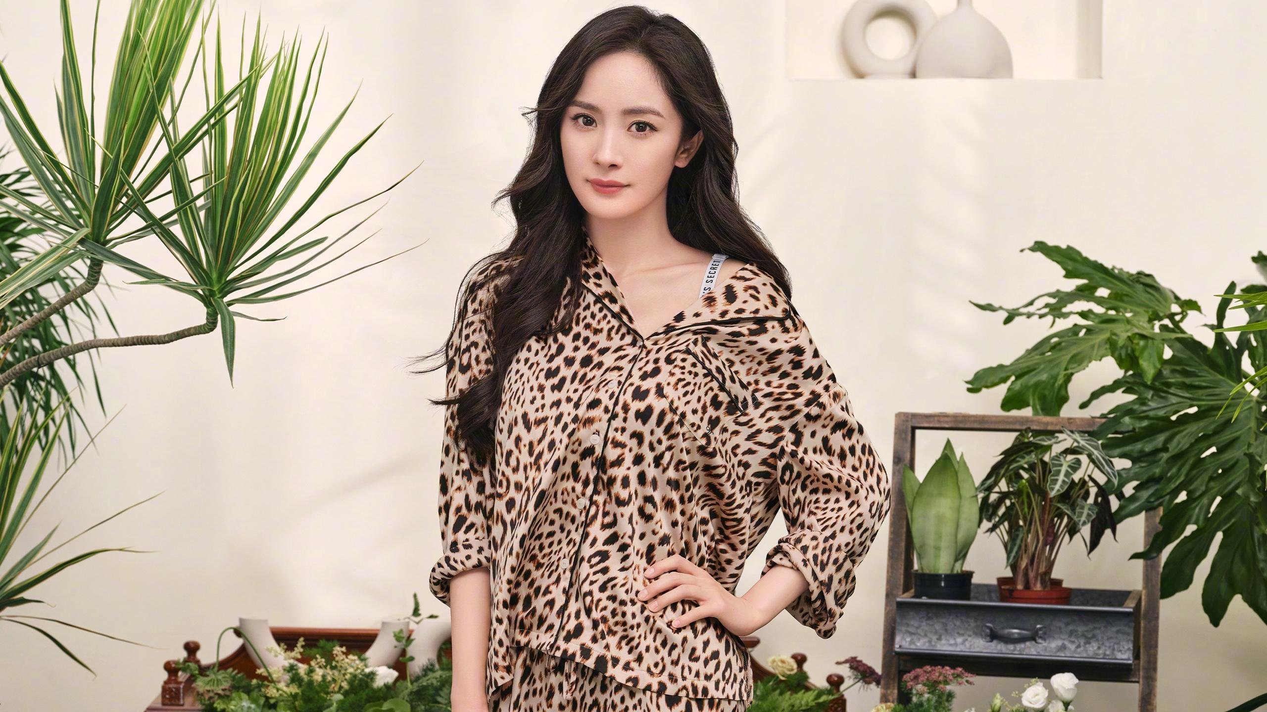 全黑队精准的传球和快速突破形成强烈的进攻威胁,全黑球衣什么意思